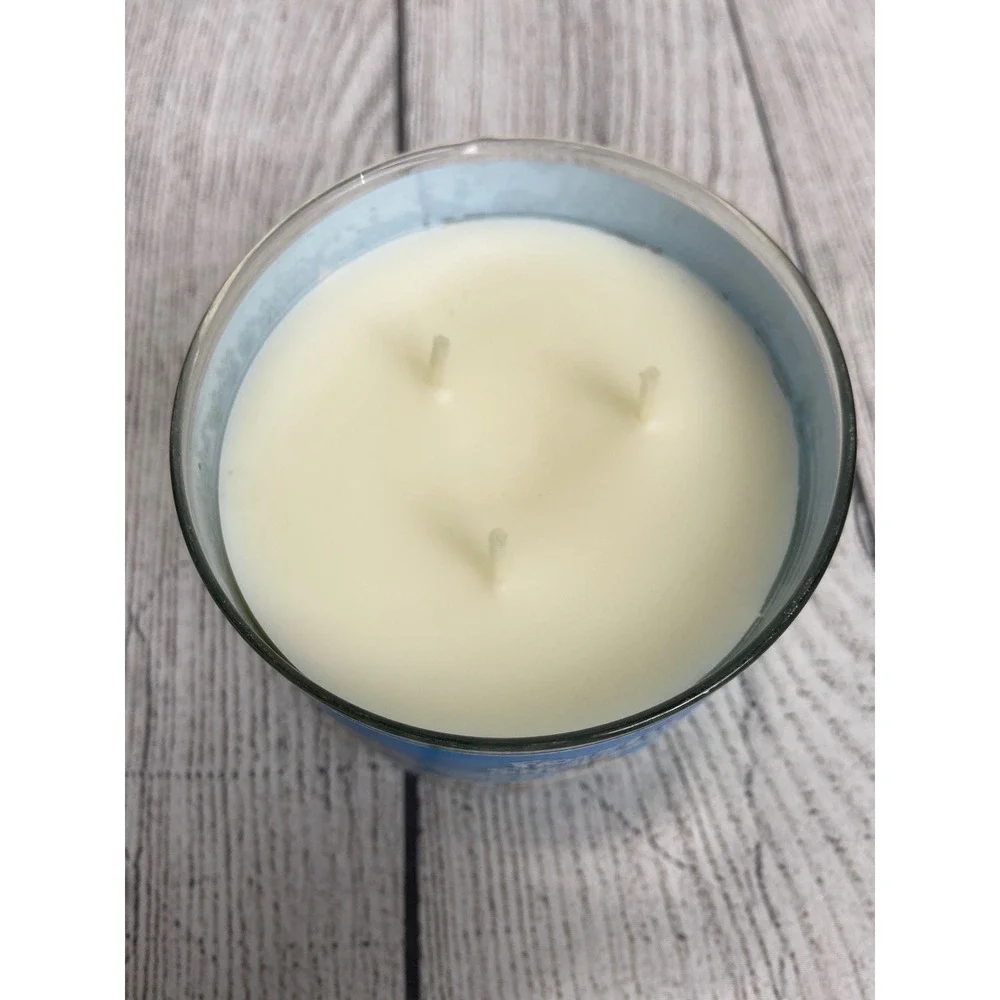 NEW Goose Creek Frosty the Snowman Candle 3-Wick Silly Snowman‎ 14.5 oz